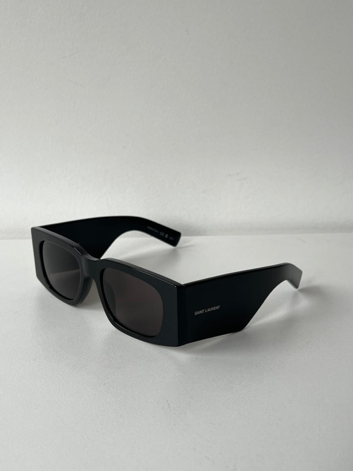 Saint Laurent SL654 Sunglasses in Black