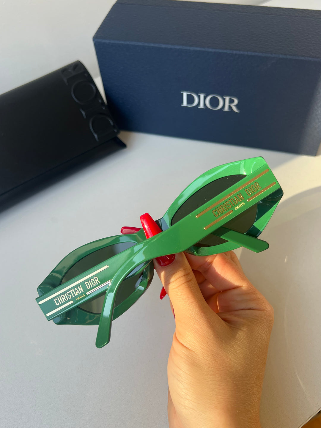 Dior Signature B1U Cat Eye Sunglasses in Green