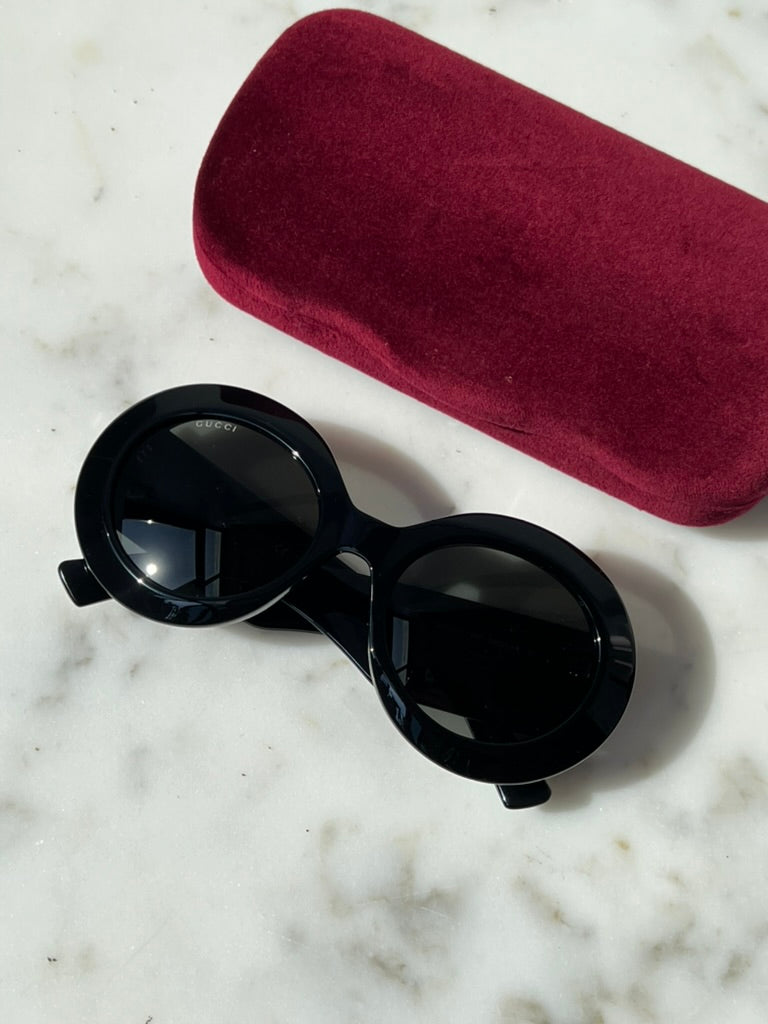 Gucci GG1647S Thick Rim Round Sunglasses in Black