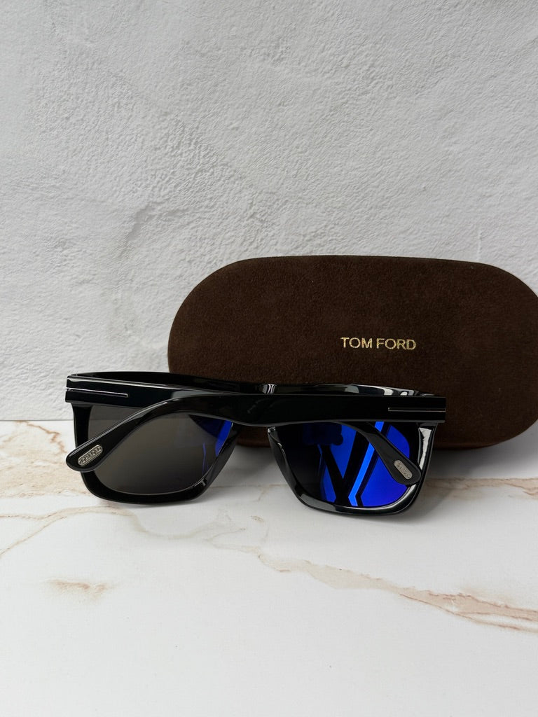 Gafas de sol negras con diseño de mariposa Sandrine de Tom Ford