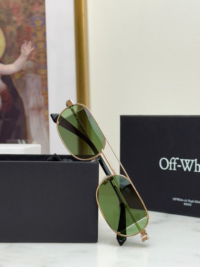 Off White Lynn Sunglasses in Gold Green