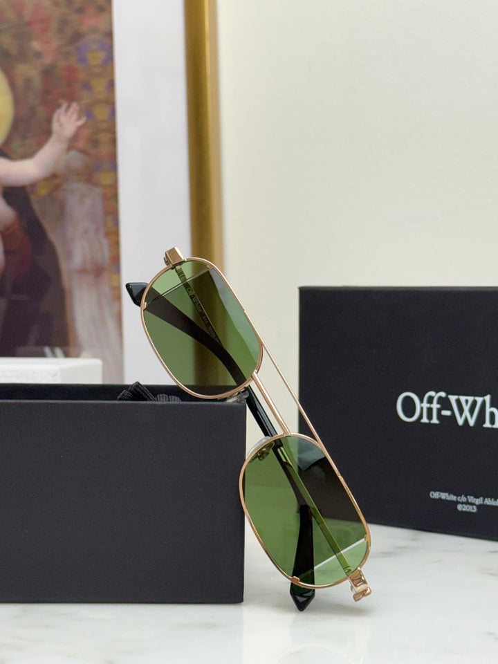 Off White Lynn Sunglasses in Gold Green