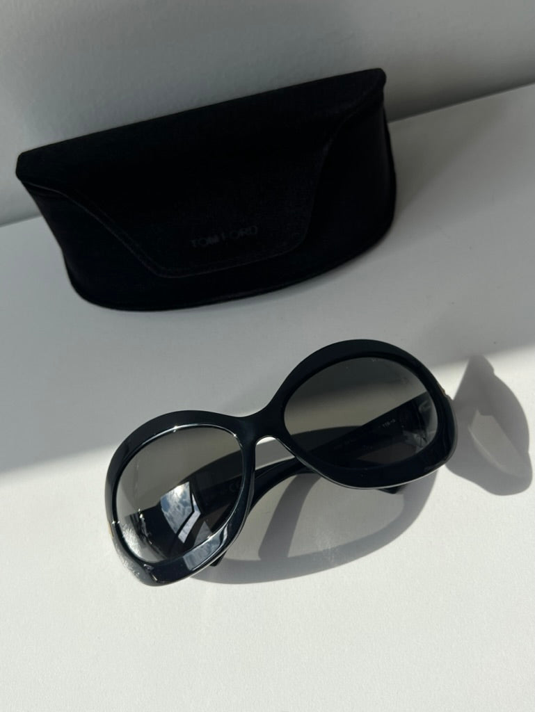 Tom Ford Camilla FT0682 Gafas de sol tipo ojo de gato 