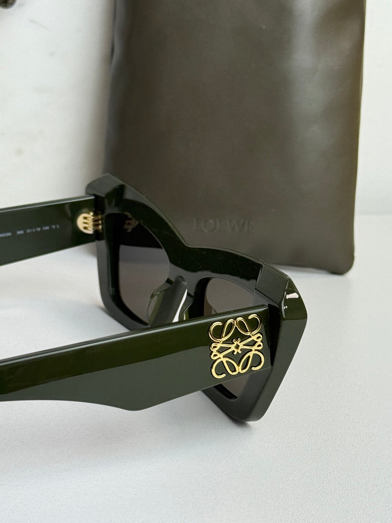 Loewe LW40036I Thick Rim Cat Eye Sunglasses in Green
