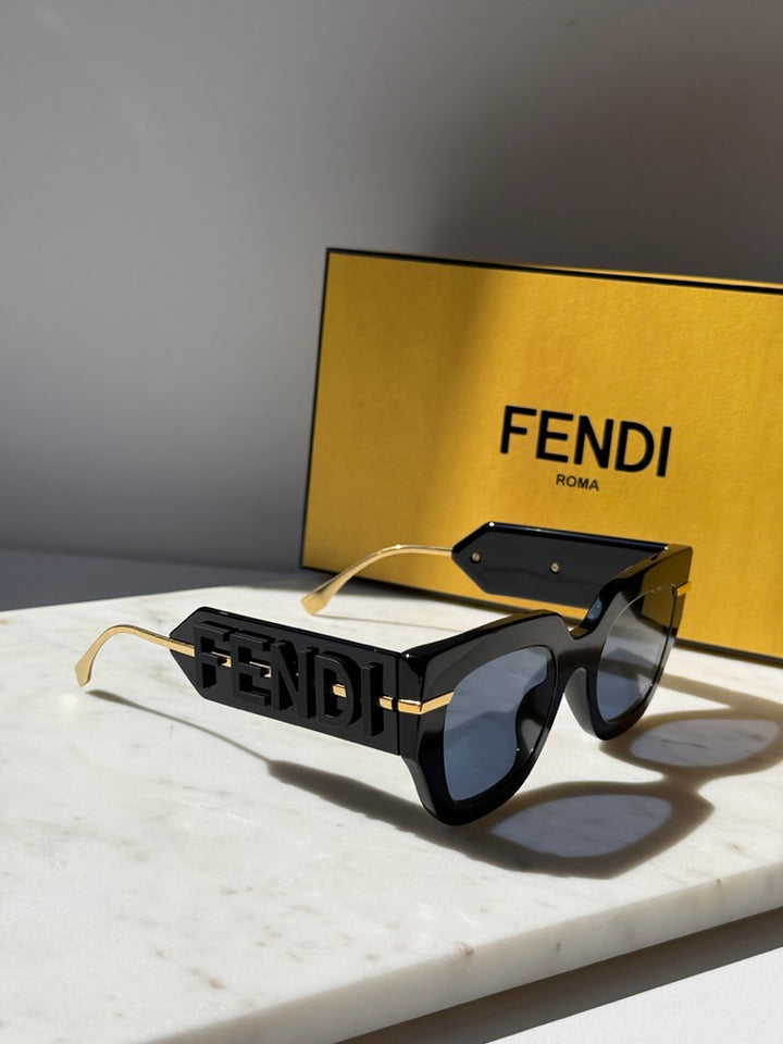 Fendi Fendigraphy FE40097I Black Logo Sunglasses
