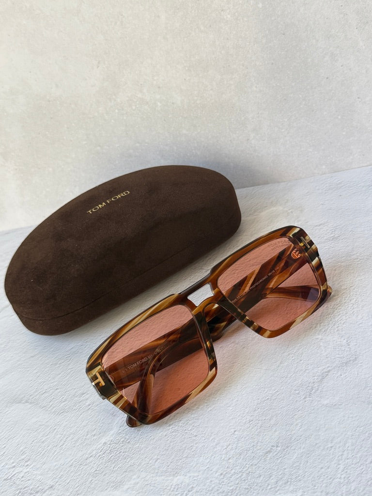 Tom Ford Redford FT1153 Sunglasses in Brown Photochromic
