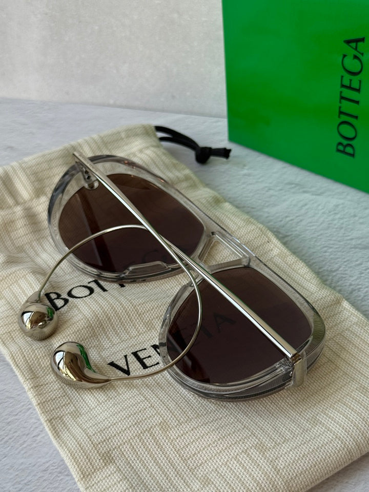 Bottega Veneta BV1273S Drop Earring Aviator Sunglasses in Grey