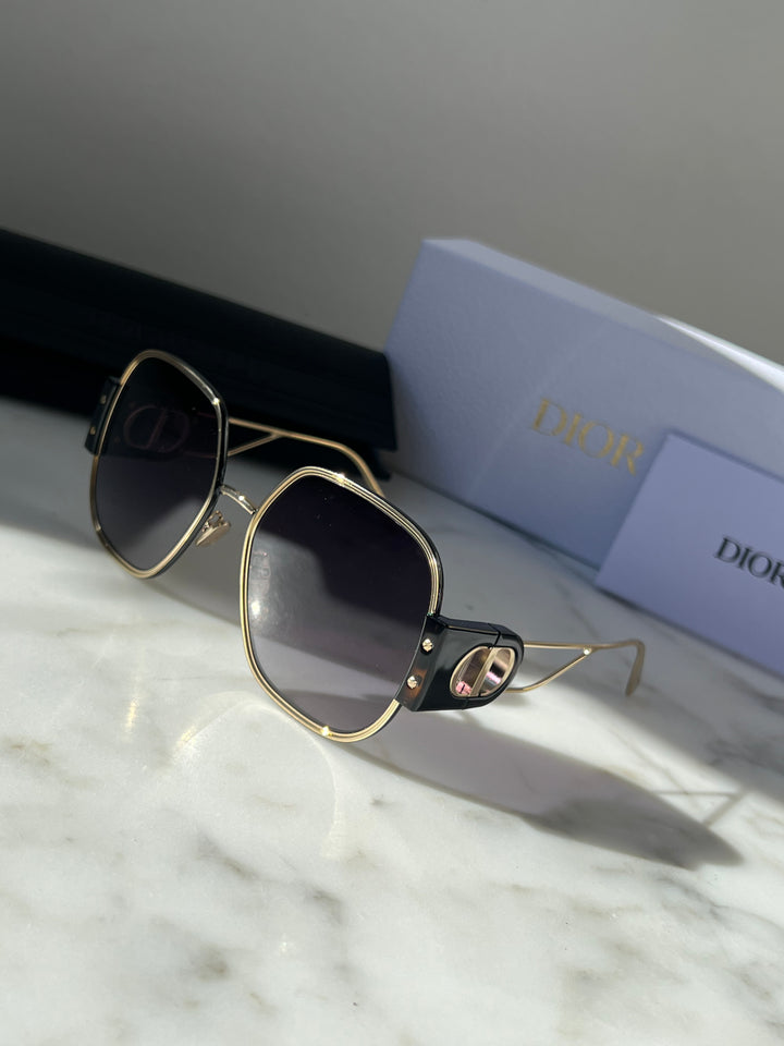 Dior 30Montaigne S5U Sunglasses in Brown