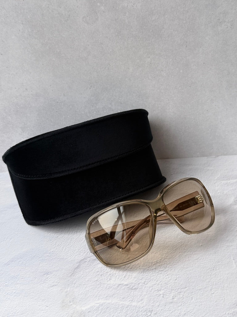 Gafas de sol con montura gruesa en marrón Gucci GG1338SK
