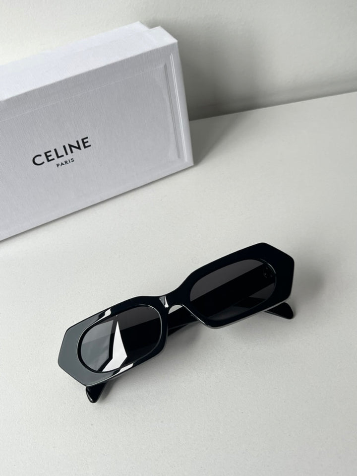 Celine CL40236I gafas de sol negras estilo ojo de gato