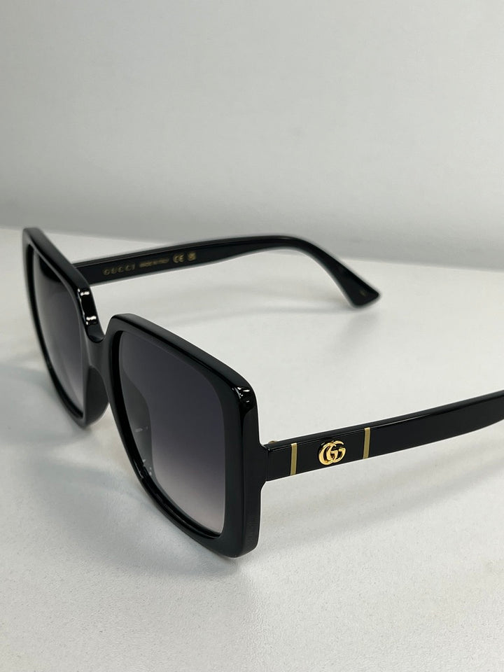 Gucci GG0632S Rectangular Marmont Logo Sunglasses in Black