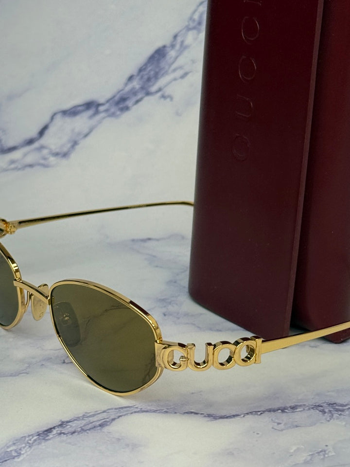 Gucci GG1935S Geometric Sunglasses in Gold