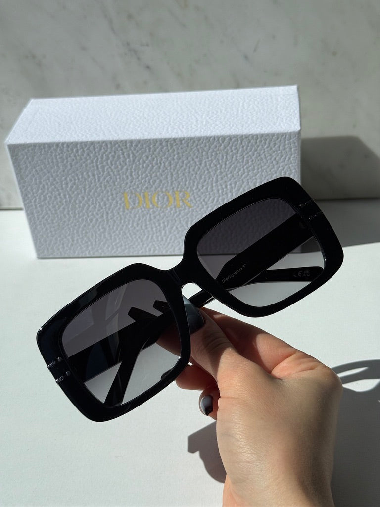 Dior Signature S11F Sunglasses in Black