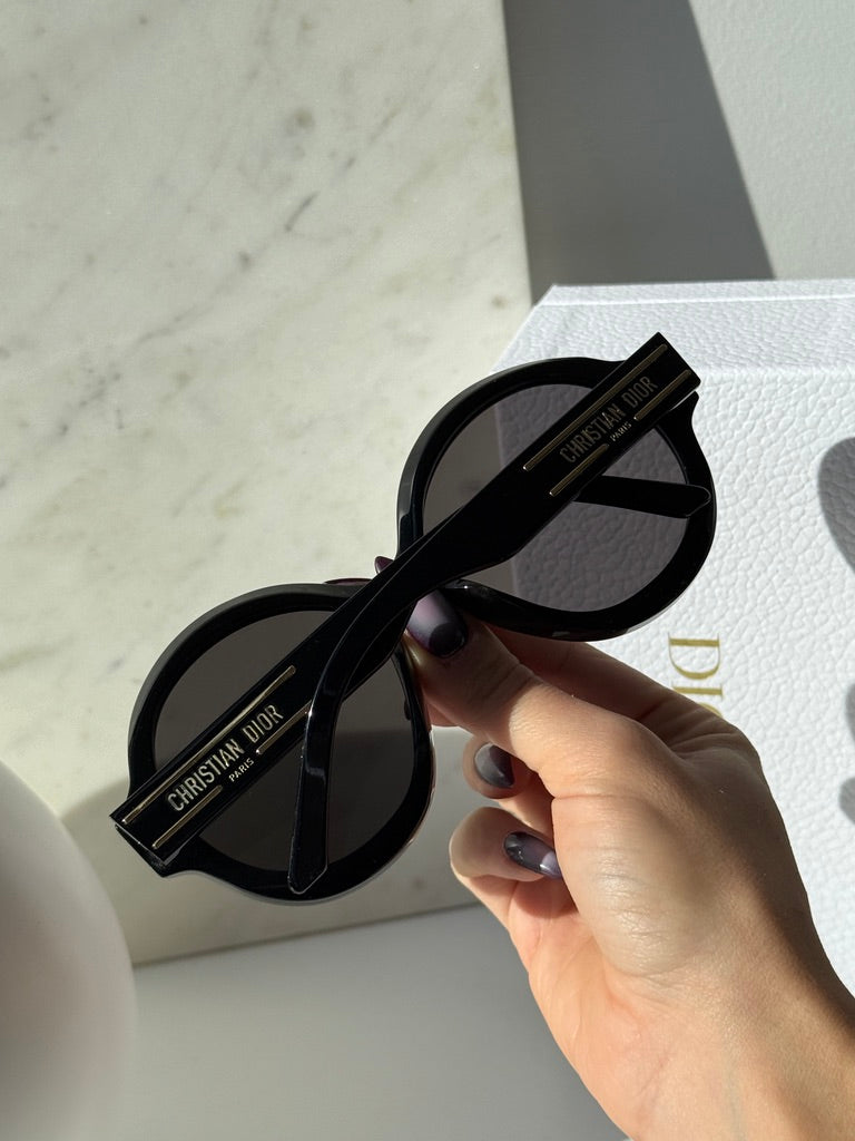 Dior DiorSignature R1U Round Sunglasses in Black