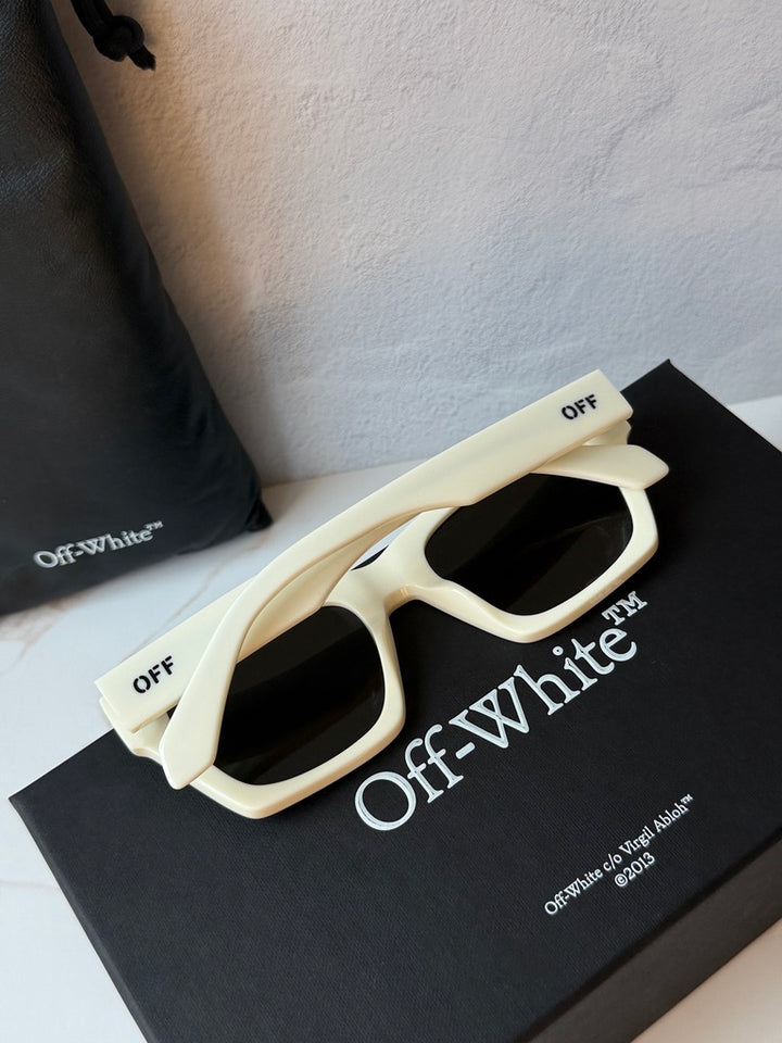 Off White Valdez Sunglasses in White