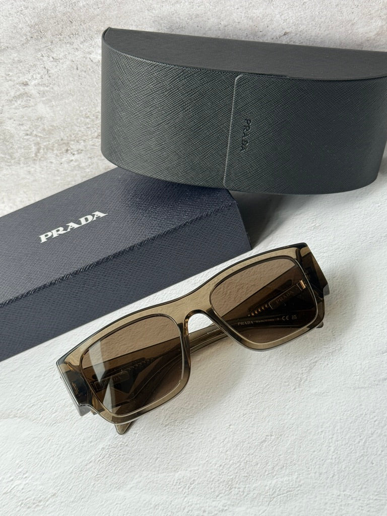Gafas de sol Prada PR10ZS en negro 
