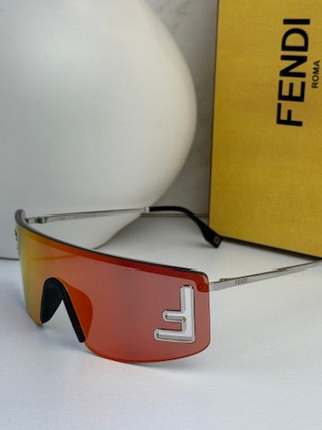 Fendi FE40040U Gafas de sol redondas negras con espejo 