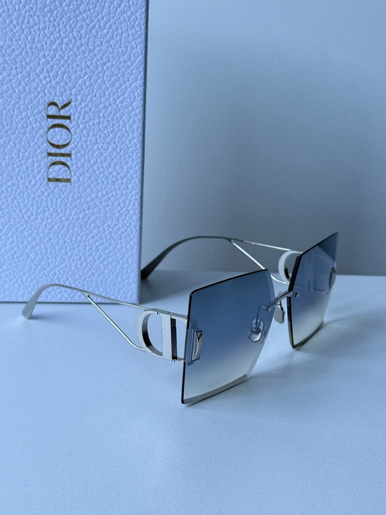 Dior 30Montaigne S7U Sunglasses in Silver Mirror Lens