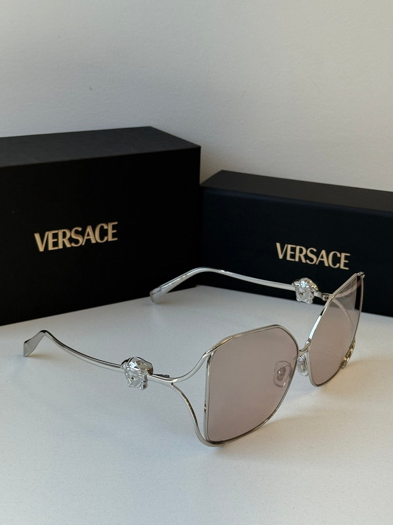 Burberry BE4291 Gafas de sol con escudo espejado en dorado