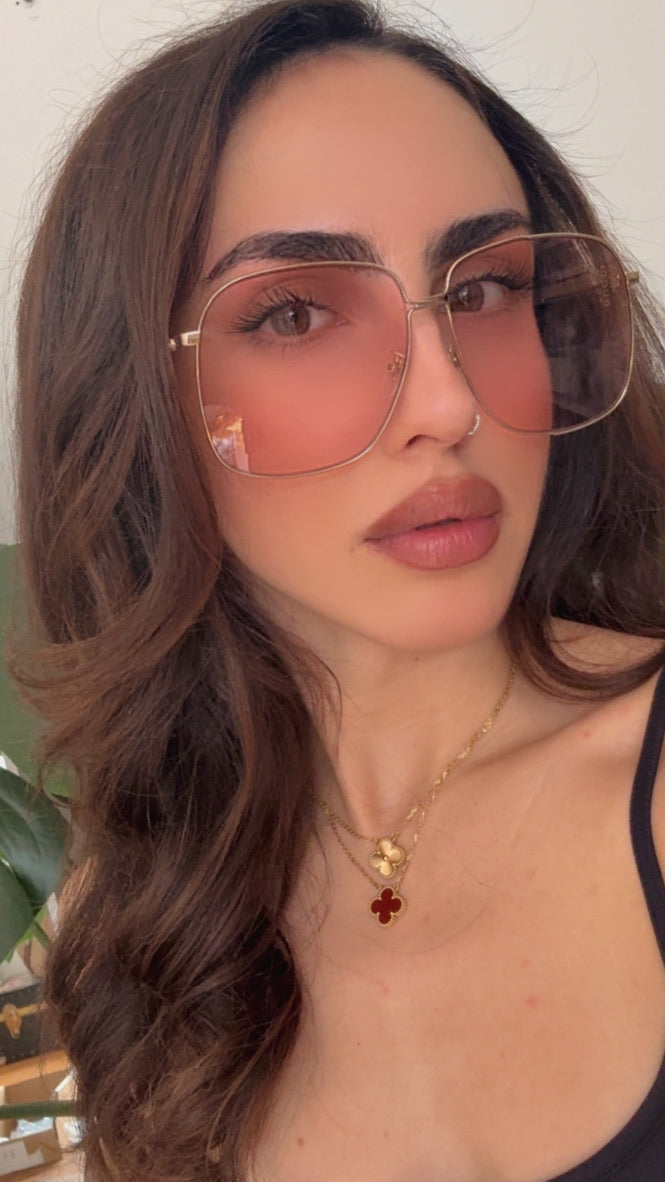 Gafas de sol rosas cuadradas extragrandes con logo de abeja 0394S de Gucci