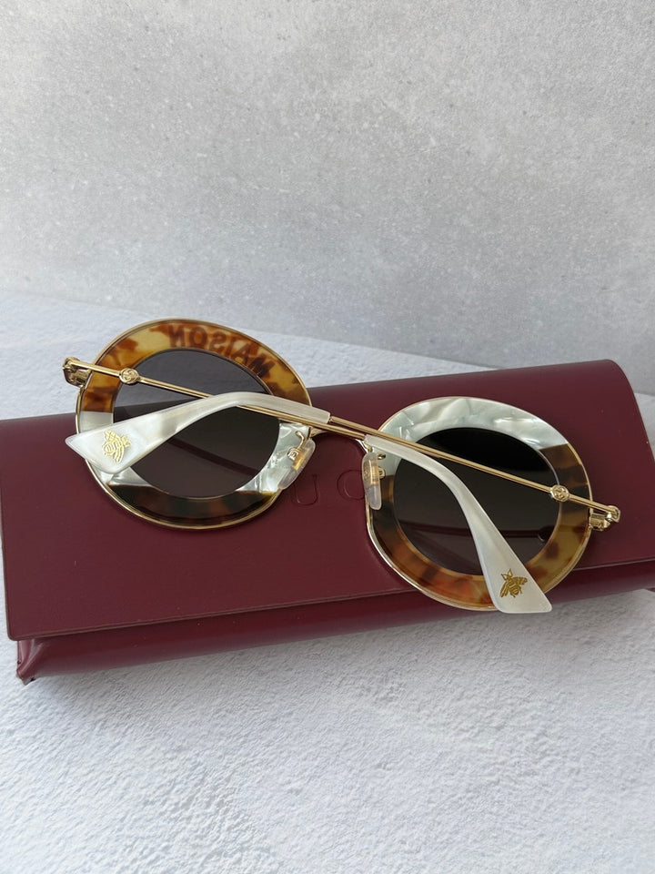 Gucci GG0113S Blind For Love Gafas de sol redondas negras
