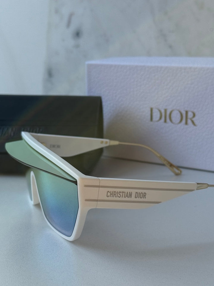 Dior DiorClub M7U Visor Mask Sunglasses in White Mirror
