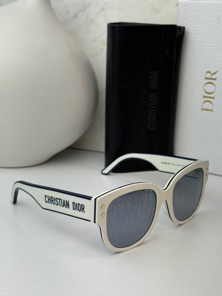 Dior Pacific B2F Rounded Sunglasses in White Mirror