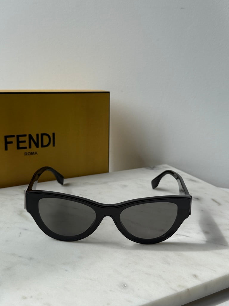 Fendi FE40135I First Cat Eye Sunglasses in Black