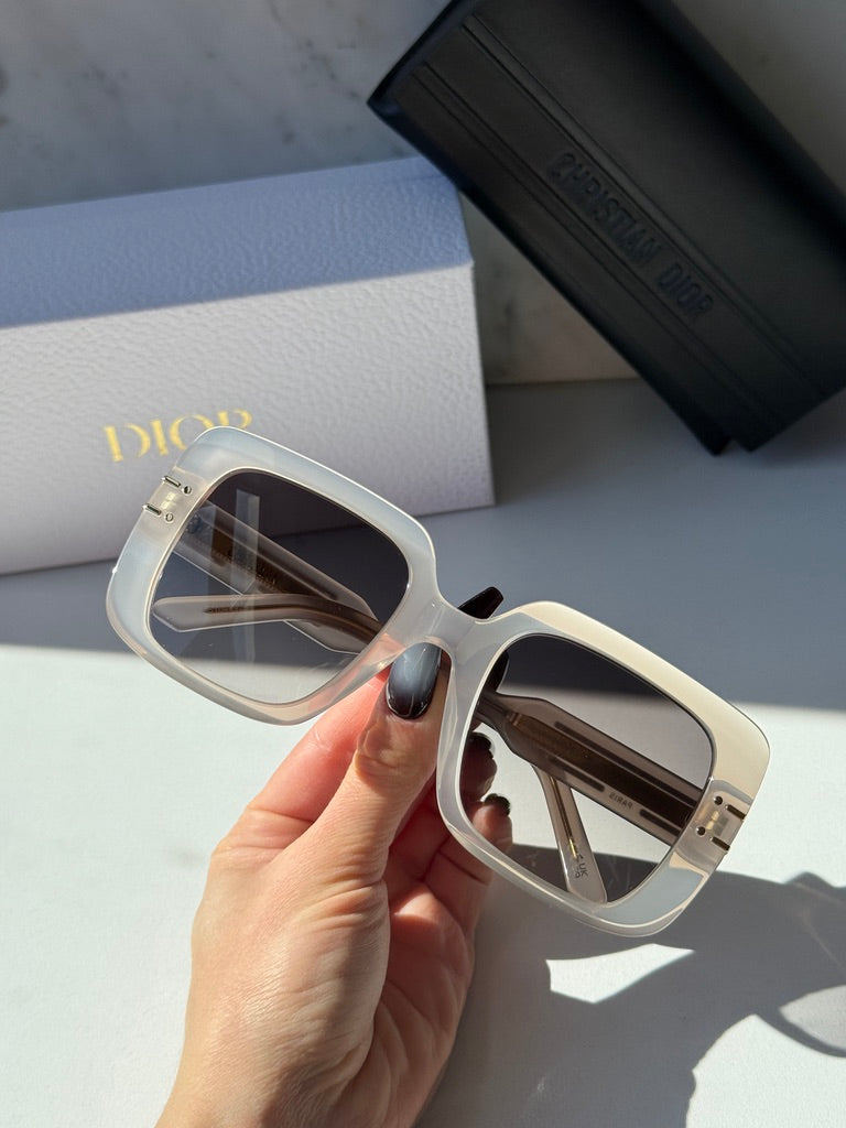 Dior Signature S11F Sunglasses in Milky White