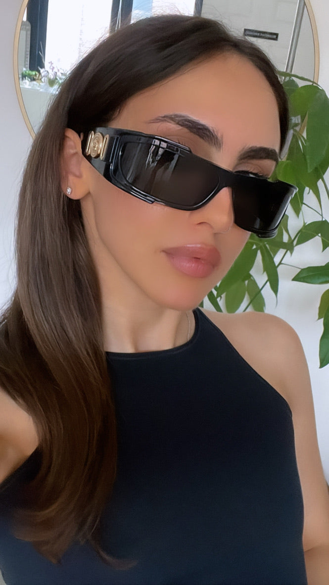 Versace VE4424U Sunglasses in Black – Designer Daydream