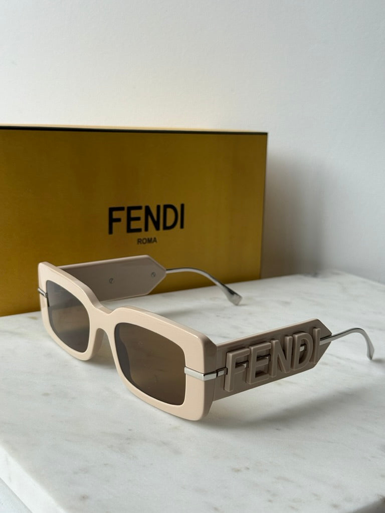 Fendi FE40133I Fendigraphy Beige Square Sunglasses
