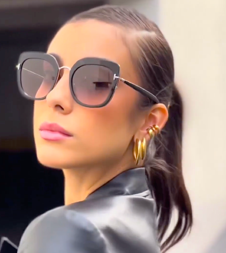 Tom Ford Virginia FT0945 Gafas de sol en oro negro 