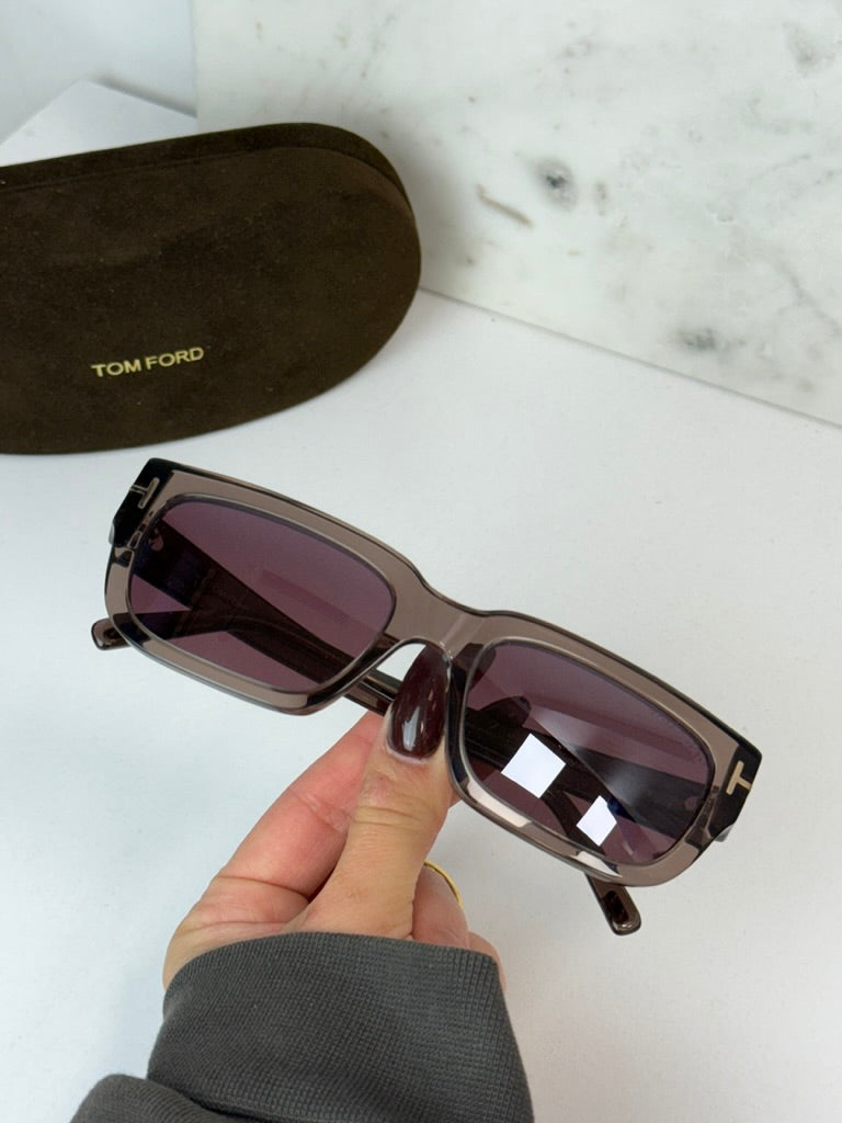 Tom Ford Ezra FT1075 Sunglasses in Shiny Light Brown