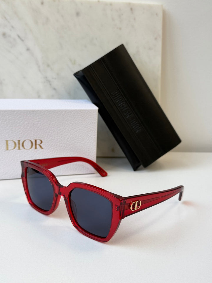 Dior DiorGlow S1I Square Sunglasses in Red