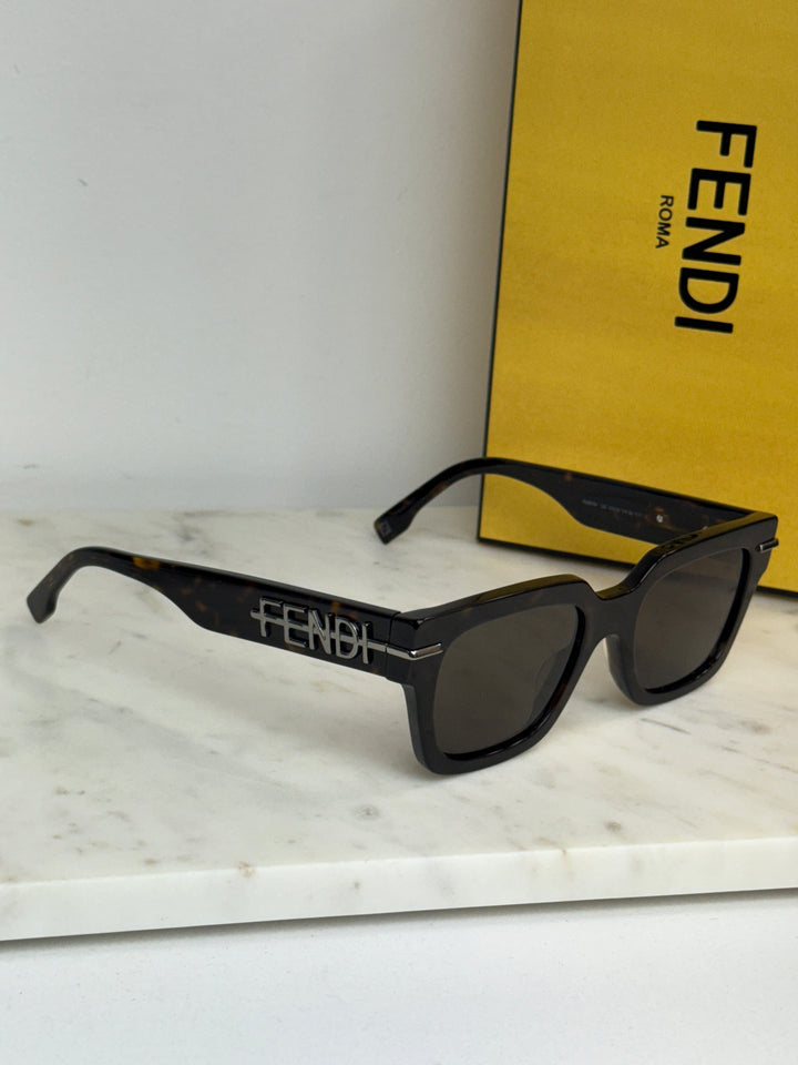 Fendi FE40078I Fendigraphy Brown Havana Unisex Sunglasses