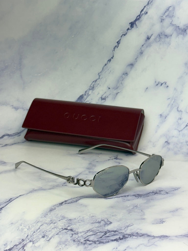 Gucci GG1935S Geometric Sunglasses in Silver