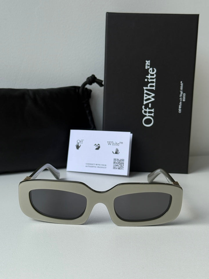 Off White Renton Sunglasses in Taupe