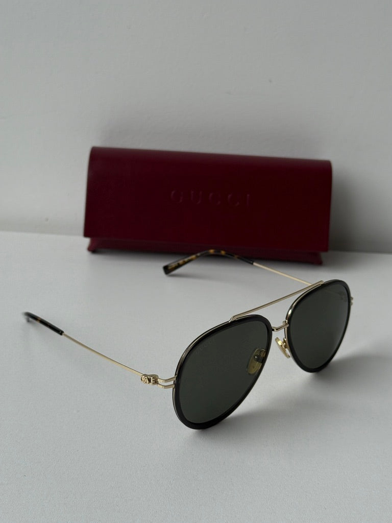 Gafas de sol extragrandes Gucci GG0817S con lentes grises 