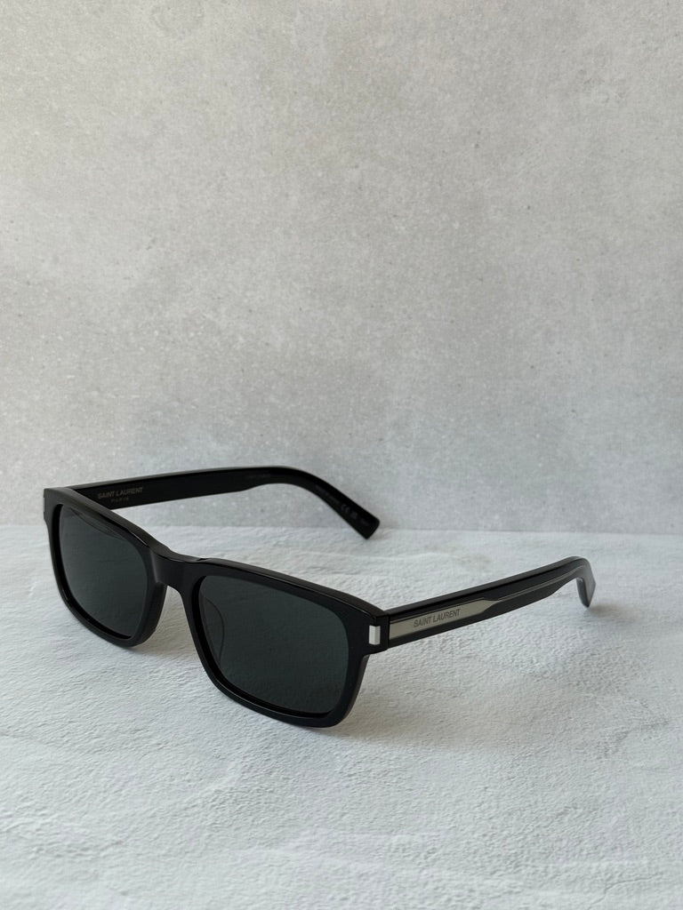 Saint Laurent SL662 Sunglasses in Black