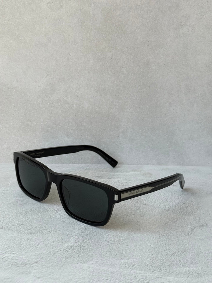 Saint Laurent SL662 Sunglasses in Black