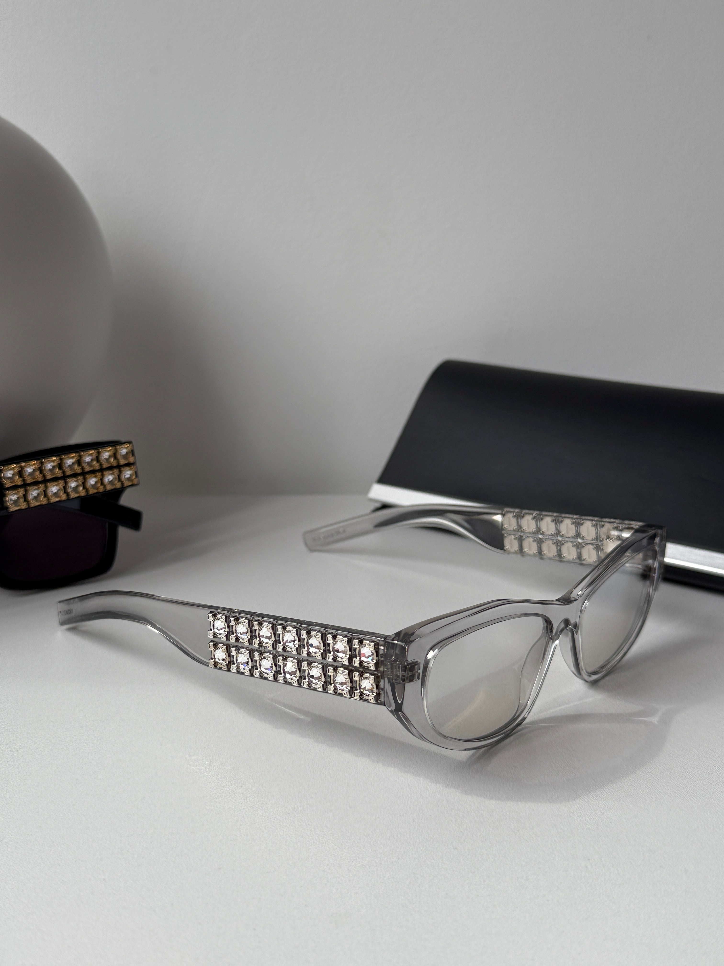 小物 NEW. sunglasses clear GOODY'S cateye Givenchy GV40078I Cat Eye Sunglasses in Clear | Designer Daydream