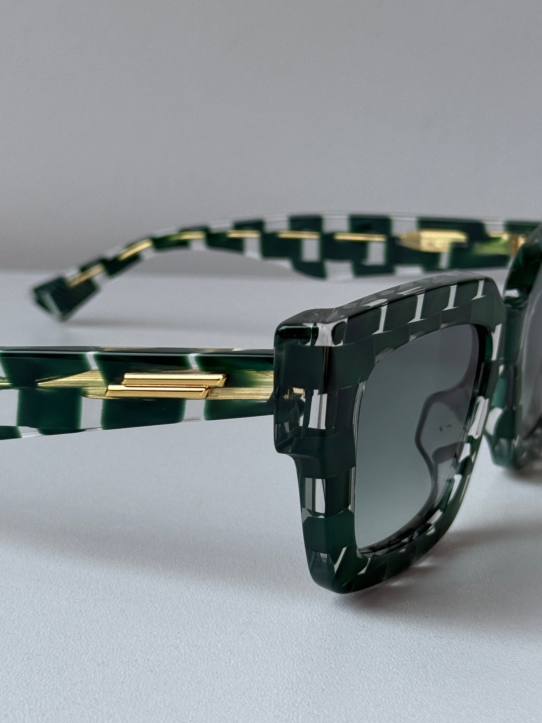 Bottega Veneta BV1212S Sunglasses in Braided Green