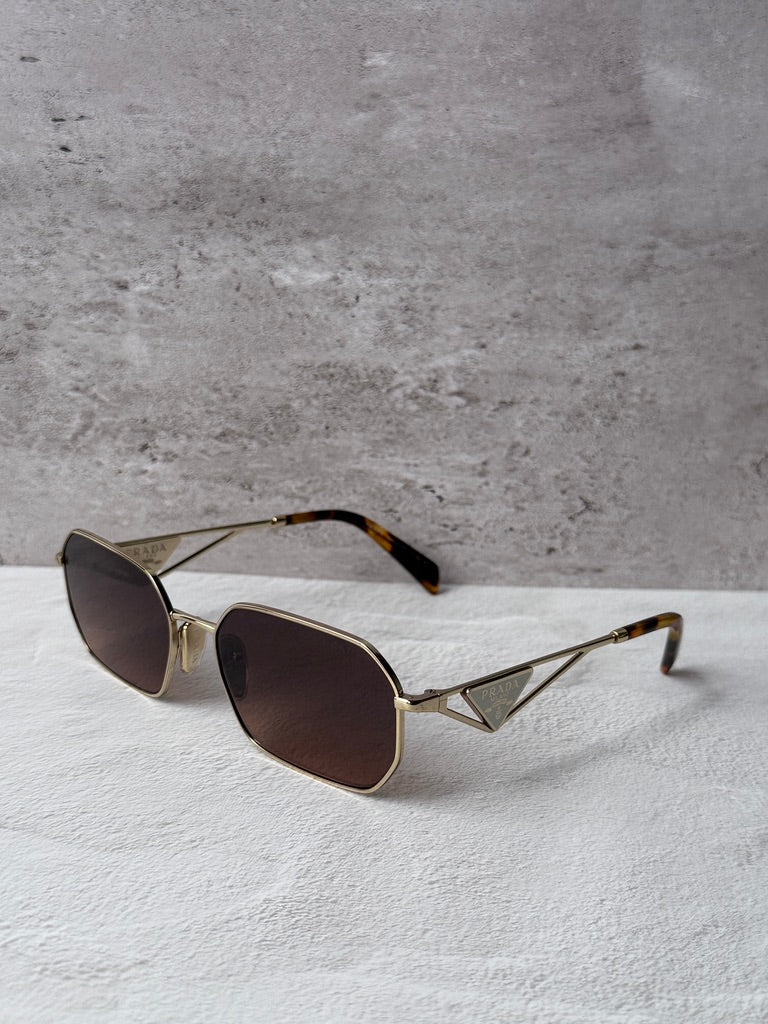 Gafas de sol Prada PR A51S en espejo azul dorado 