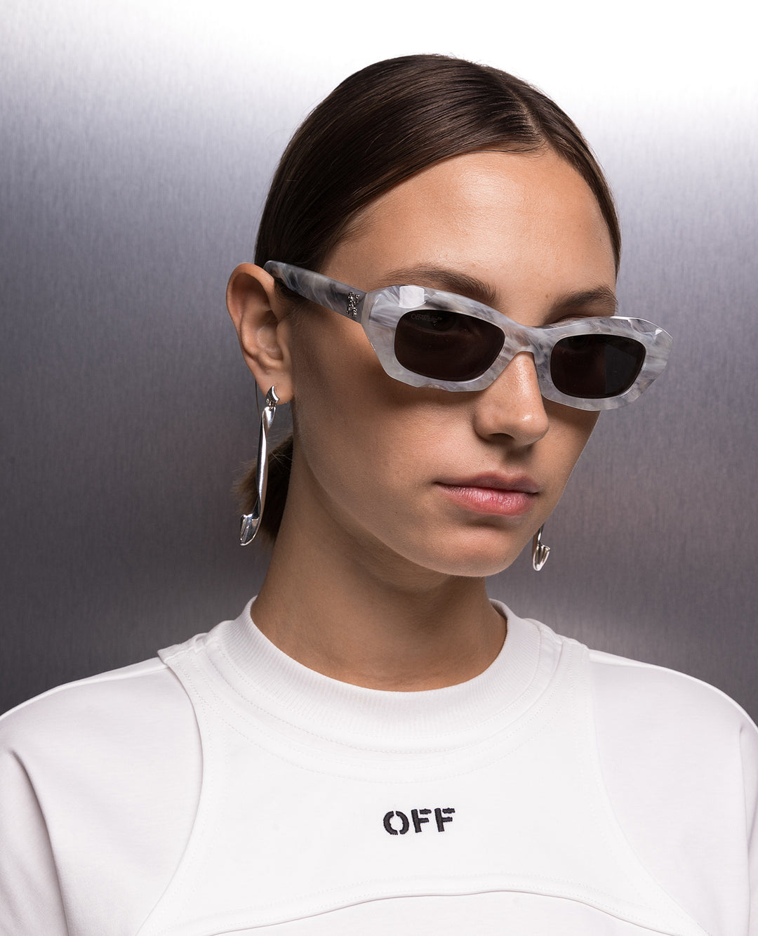 Off White Venezia Sunglasses in Marble Grey