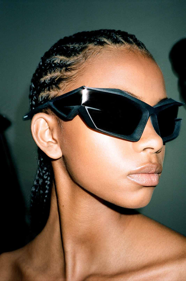 Givenchy GV40049I Cut Mask Sunglasses in Black Silver