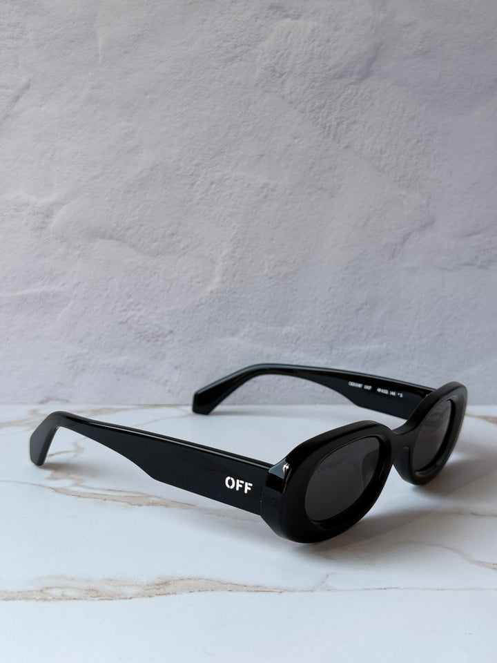 Off White Amalfi Sunglasses in Black