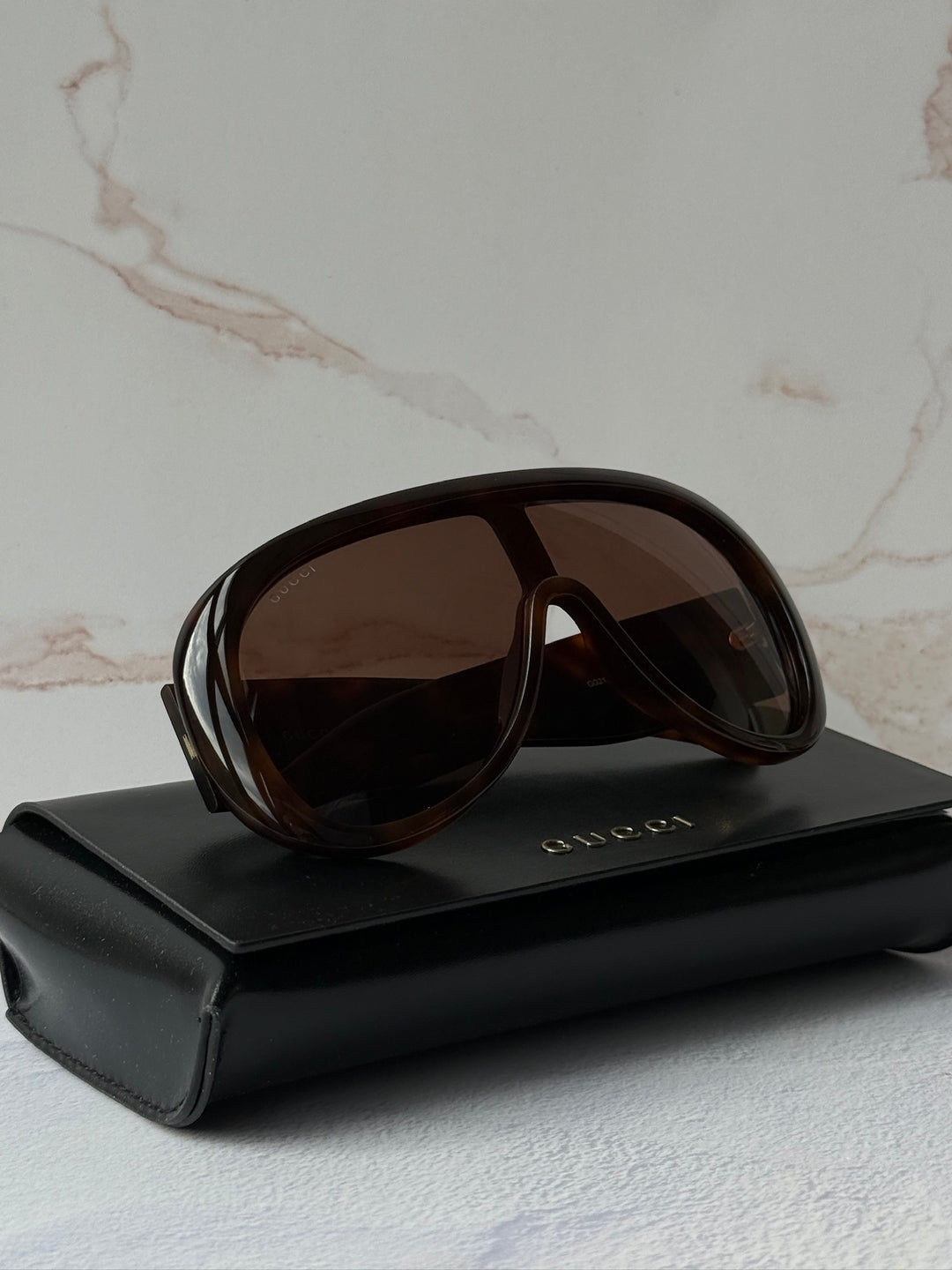 Gucci GG2164S Oversized Aviator Sunglasses in Havana Brown