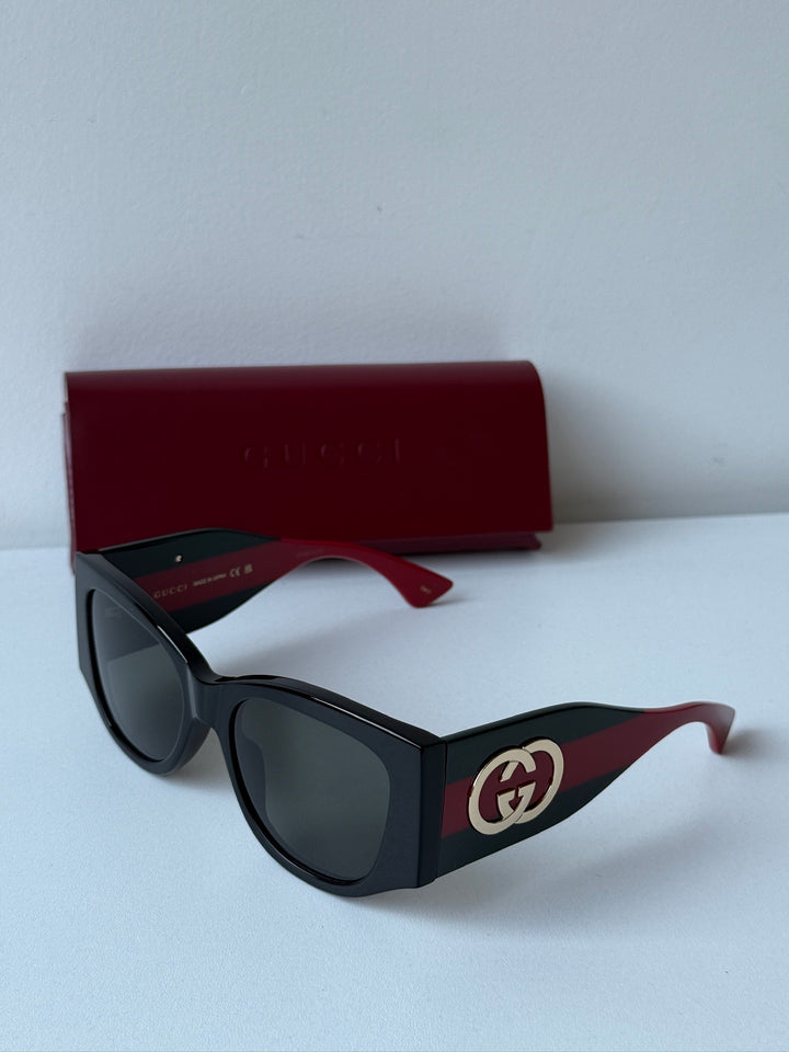 Gafas de sol extragrandes Gucci GG0817S con lentes grises 