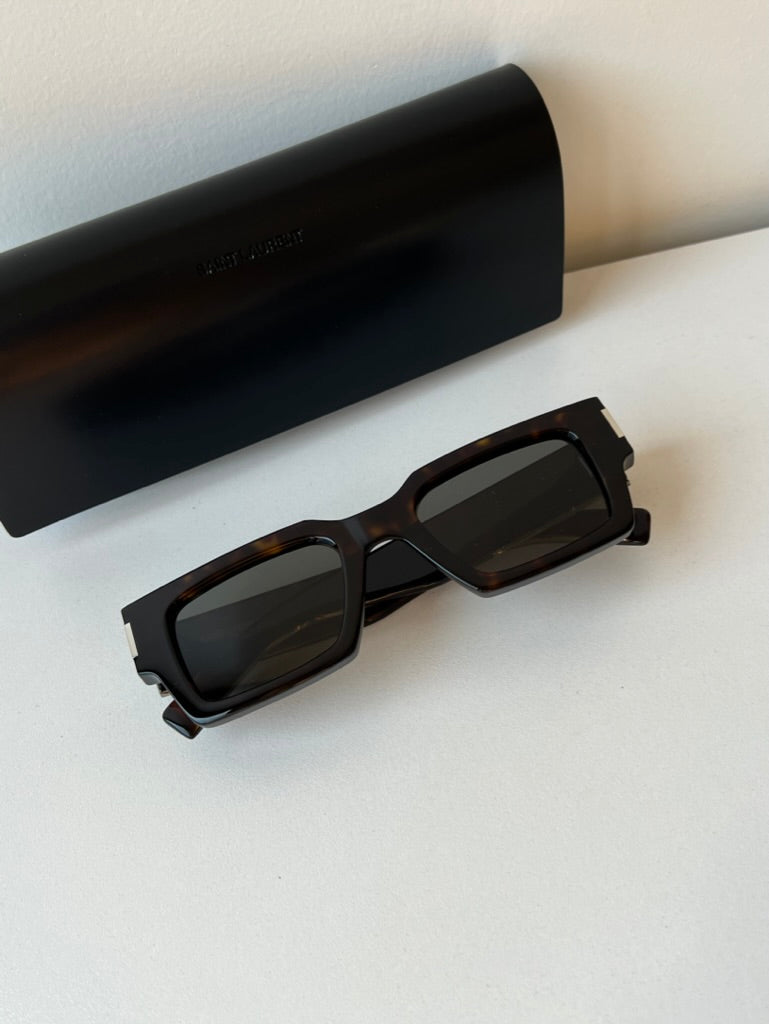 Gafas de sol Saint Laurent SL572 en negro