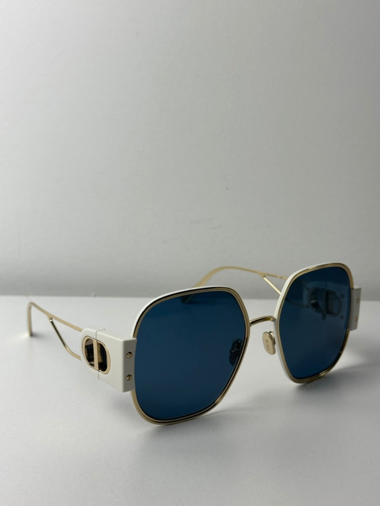 Dior 30Montaigne S5U Sunglasses in White